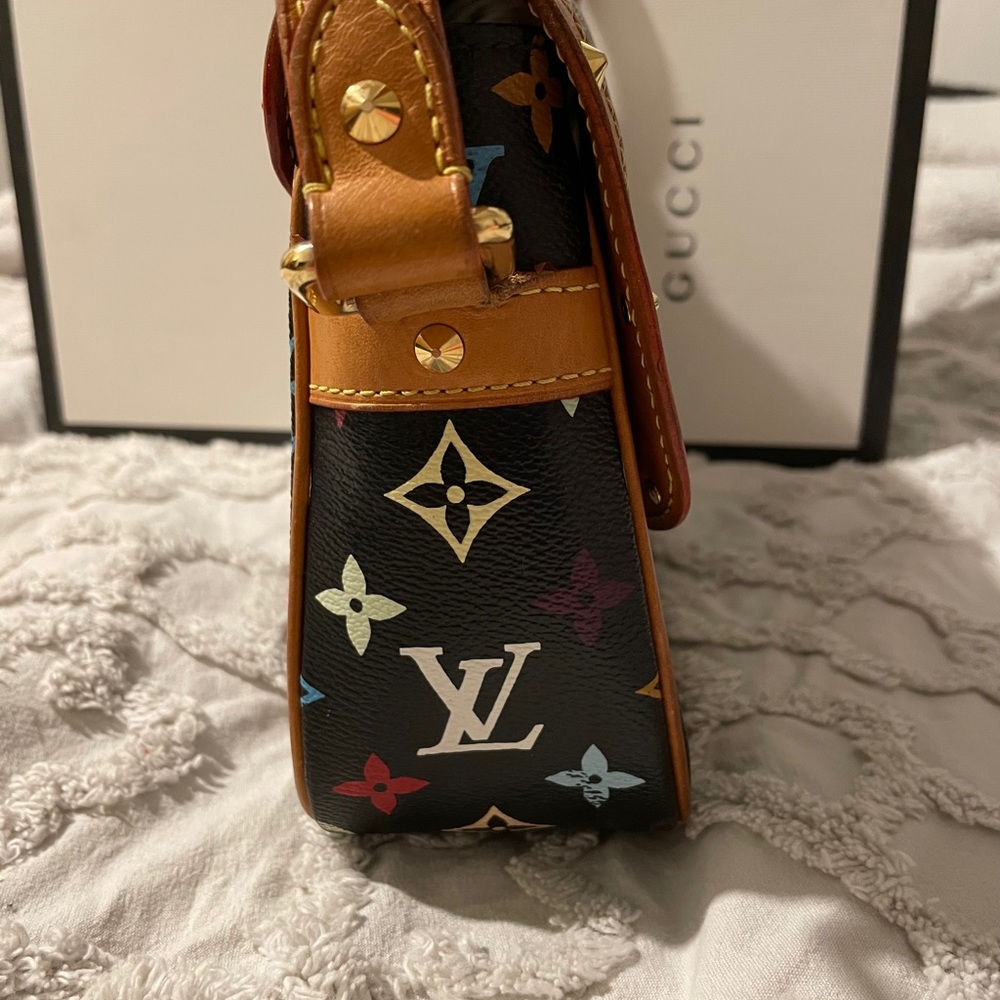 🌈RARE🌈 Louis Vuitton multi color Sologne Bag. - Picture 11 of 16